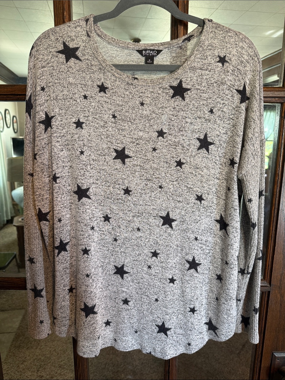 Buffalo David Bitton Womens Grey Black Star Print Long Sleeve Knit Top Size M